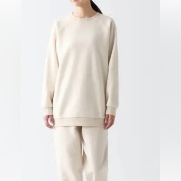 Muji Tops - Muji women’s smooth fleece ivory loungewear sweatshirt. WARM and so soft.